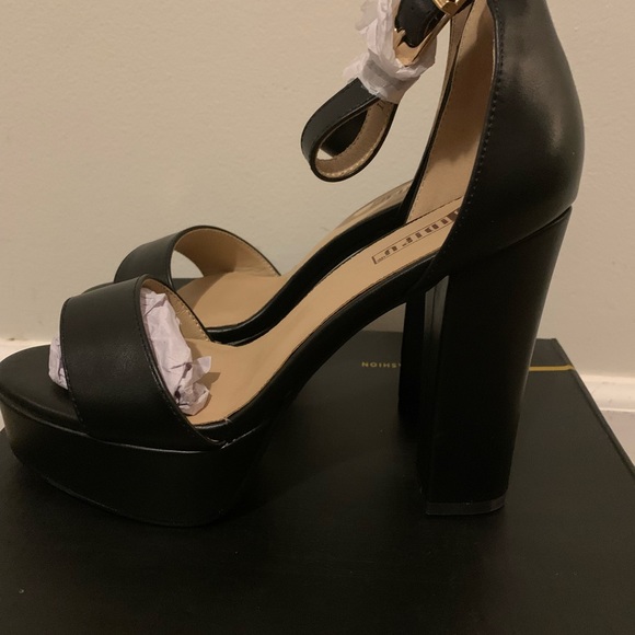 Women's Platform Chunky High Heel Sandals Ankle Strap Open Toe Heeled Shoes. - Picture 6 of 7